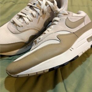 🎉 MARKDOWN/LOWEST PRICE Nike Air Max 1 Phantom/Khaki Men’s